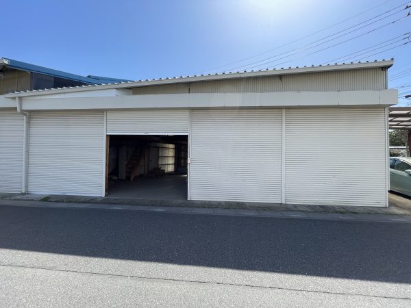 画像：【賃貸物件】新規募集🏢 越谷市七左町　貸小型倉庫（約31.61坪） 🏢【賃貸物件】